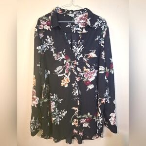 Kismet XXL longsleeve dark floral button-up v-neck semi-sheer blouse